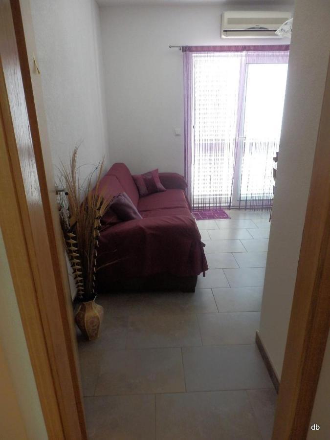Apartment Radalj *